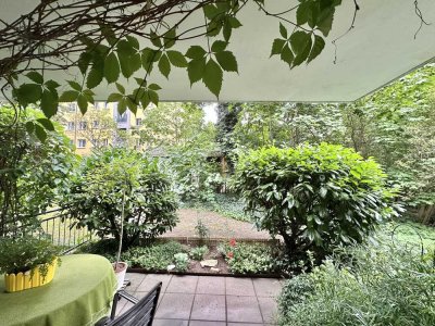 Sonnige Terrassenwohnung mit 3 Zimmern und TG-Stellplatz in Stadtvilla von Blasewitz