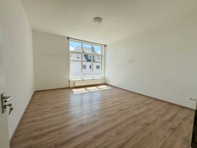 Loftartige 4-Zimmer-Wohnung in ehemaliger Möbelfabrik