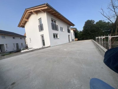 Eine ganz besondere Lage für ein EFH vor den Toren Rosenheims - Bezug in Kürze möglich