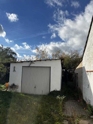 Einfamilienhaus in ruhiger Dorflage mit großem Grundstück Garage und Stallungen