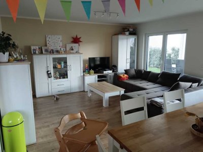 Moderne EG-Wohnung mit eigenem Garten & 2 STP