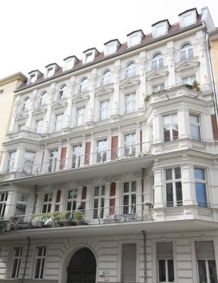 Apartment, gefragte Mitte-Lage Scheunenviertel/ Rosenthaler Vorstadt, stilvoller Berliner Altbau