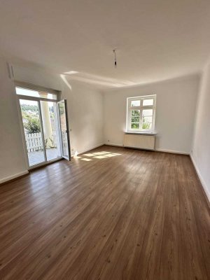 Charmante 4-Zimmer-Wohnung mit Balkon/Terrasse, Garten und Einbauküche in Bad Schwalbach