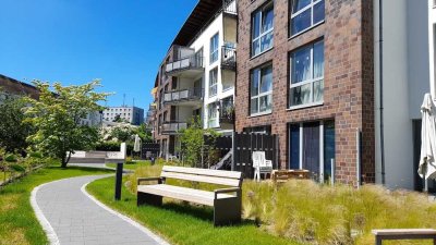 NUR ! für STUDIERENDE: Uninah  2. OG, Duschbad geteilt mit 1 Person, Anmietung zum 01.08.25 möglich