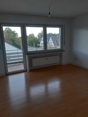 Schöne, helle 2-Zimmer Wohnung mit sonnigem Balkon