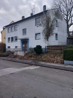 Erdgeschosswohnung mit Terrasse in ruhiger Lage