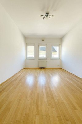 4-Zimmerwohnung im 18. Bezirk zu vermieten | Nahe Kutschkermarkt | WG geeignet