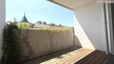 6. OG und WEITBLICK!!! Sensationelle Single-Wohnung mit hochwertigen Einbaumöbeln und großer Außenfläche