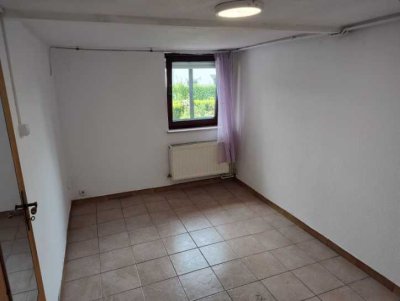 3 Zimmer Kellerwohnung in Kassel Eichwald