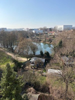 Traumwohnung mit Seeblick – ab sofort frei