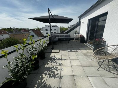 Exklusive 4,5-Zimmer-Penthouse-Wohnung mit luxuriöser Innenausstattung und 3 Balkonen in Gersthofen