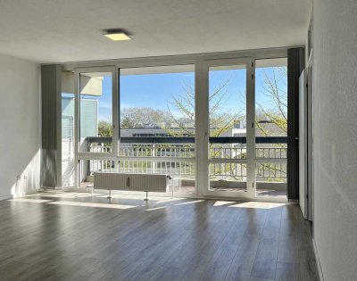 Großes helles Apartment mit XL Balkon - ruhig und verkehrsgünstig
