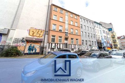 Sofort bezugsfreie 2-Zimmer-Dachgeschosswohnung im Herzen der Rostocker KTV