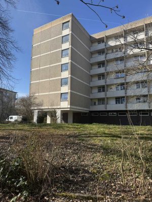 1,5 Zimmer-Apartment mit EBK----neu saniert !