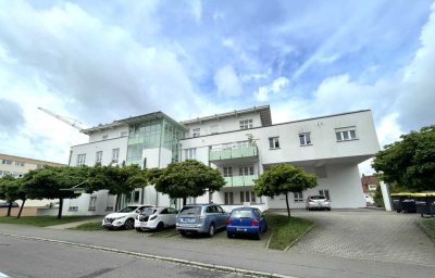 Großzügige 4-Zimmer-Penthouse-Wohnung zur Miete mit Dachterrasse