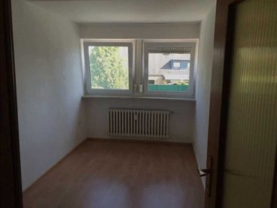 750 € - 68 m² - 3.0 Zi.