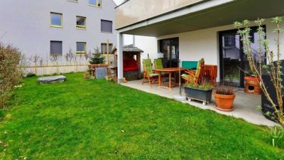 TRAUMWOHNUNG MIT GROSSEM GARTENANTEIL