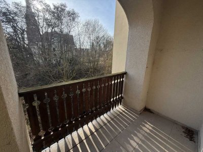 Freundliche, gut geschnittene 3-Raumwohnung mit Tageslicht-Wannenbad & kleinem Balkon!