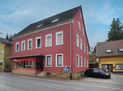 Interessantes Wohn- und Geschäftshaus mit Garten und separater Parkfläche sucht neuen Investor!