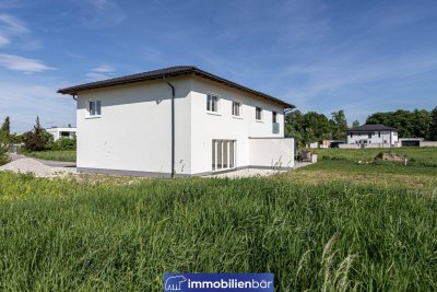 Modernes Doppelhaus Traunauen – Stilvolles Wohnen im Grünen Stadtrand von Wels