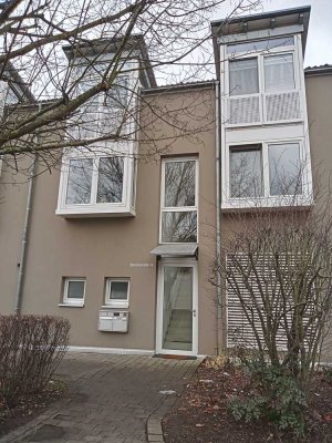 Kuschelige, 2 Zimmer-Dachwohnung mit Terrasse in Nierstein zu vermieten