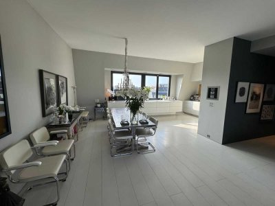 Exklusives Penthaus mit zwei Traumterrassen über den Dächern der Langen Reihe, HH-St. Georg