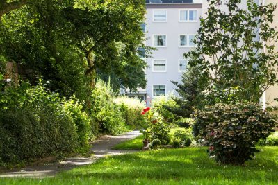 Gemütliche, modern geschnittene Wohnung in schöner Stadtrandlage! Frisch saniert!