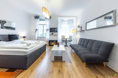 Vollmöbliertes Haus in 1130 Wien mit Garten, Terrasse &amp; 2 Stellplätzen, unweit Lainzer Tiergarten!