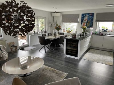 Modernisierte 3-Raum-Wohnung mit Balkon in Mutterstadt