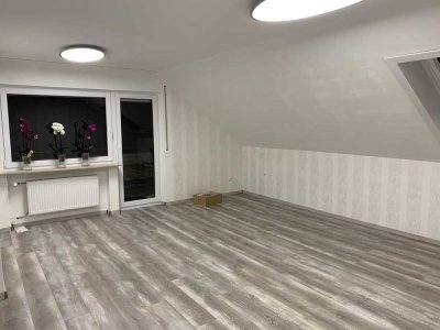 Traumhafte 3-Zimmer-Dachgeschosswohnung in ruhiger und zentraler Lage