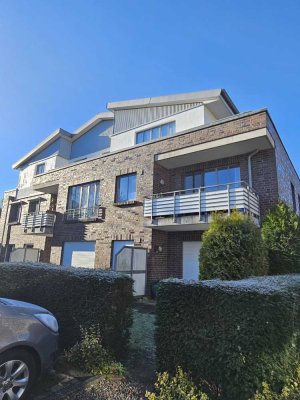 2,5-Zimmer Senioren-Wohnung mit 80 m² Wohnfläche und Balkon in Stade