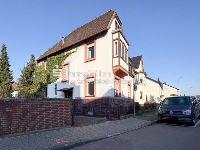 Charmantes Haus mit vielseitigen Möglichkeiten