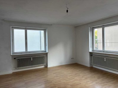 Helle 3 Zimmer Wohnung in Lechhausen