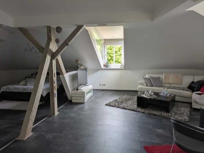 Moderne offen geschnittene Altbauwohnung mit 1 Zimmer in Karlsruhe-Durlach