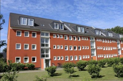 Großzügige 1 Zimmer Wohnung mit Balkon in gepflegter Wohnanlage