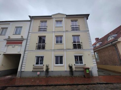 Wohnen in der Altstadt von Uetersen – Moderne 3-Zimmer-Erdgeschoss-Wohnung mit PKW-Stellplatz