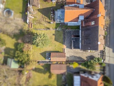 BESTEHENDES nutzen. NEUES schaffen. - Doppelhaushälfte zum Sanieren in Buchenbühl mit Ausbaureserve