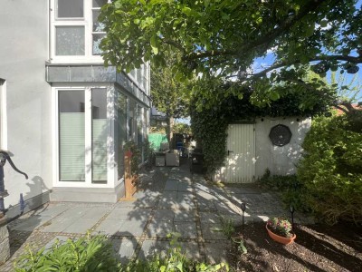 3-Zimmer-Terrassenwohnung mit Gartenanteil, EBK und Einzelgarage in Leitershofen - ohne Makler