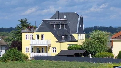 Exclusive 3 Zimmer Maisonette Wohnung, Wintergarten, Dachterrasse, provisionsfrei, in Bodenheim