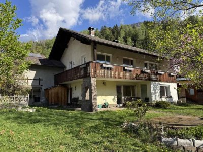 Wohnhaus in ruhiger Siedlungslage in Flattach