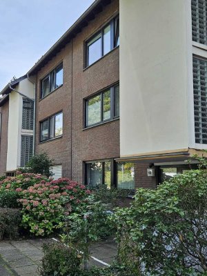 Attraktive drei Zimmer Wohnung in gesuchter und begehrter Lage von Düsseldorf Urdenbach/Benra