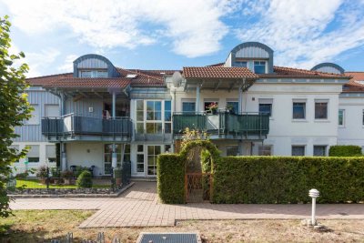 Stilvolle, neuwertige 2,5-Zimmer-Wohnung mit Balkon und Einbauküche in Bad Rappenau