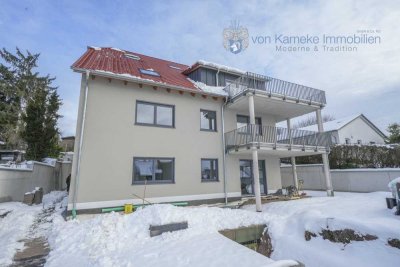 Exklusive 2-Zi.-Neubauwohnung (KfW 55) – barrierefrei, mit Aufzug & TG-Stellplatz