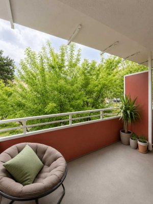 * ab 01.08. * Sonnenbalkon, große Wohnküche, saniert