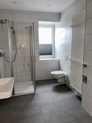 Erstbezug nach Sanierung: 4-Zimmer-Wohnung im 2. OG in Schweinfurt