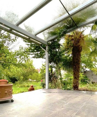 Erstbezug nach Sanierung – DOPPELHAUSHÄLFTE mit Garten und großer Terrasse in Regensburg