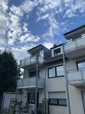 Sanierte 3,5-Zimmer Dachgeschosswohnung in Borbeck am Lunapark