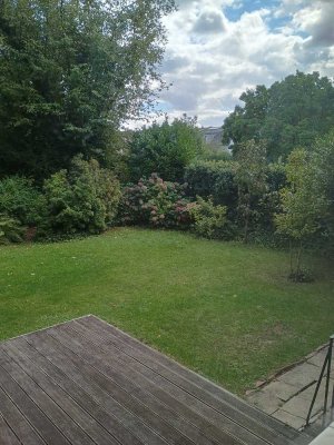 Hilden Luisenstr. Erdgeschoßwohnung, 4 Zimmer u. Gartennutzung