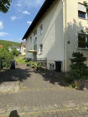 Moderne 3-Zimmer-Wohnung in ruhiger Lage von Klingenberg-Röllfeld – frisch renoviert mit Balkon