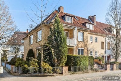 Herrenhäuser Gärten - Stil, Raum und Lebensqualität: Exklusive, sanierte Wohnung mit Garten & Garage